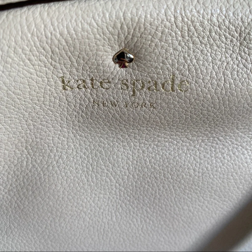 Kate spade beige chain strap leather bag